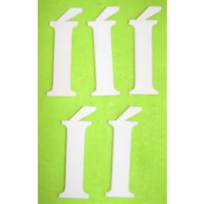 Ferhér fa 5cm   Í betű	5db/csomag	5 cm 