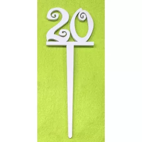   Fehér  fa beszuros vidám számok	1 db/csomag	18x6,5cm vastagság 3mm