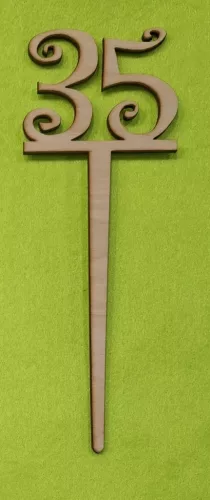Natúr fa beszuros vidám számok	1 db/csomag	18x6,5cm vastagság 3mm