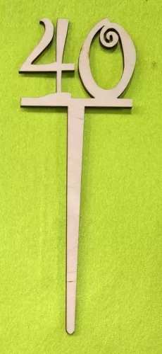 	Natúr fa beszuros vidám számok	1 db/csomag	18x6,5cm vastagság 3mm