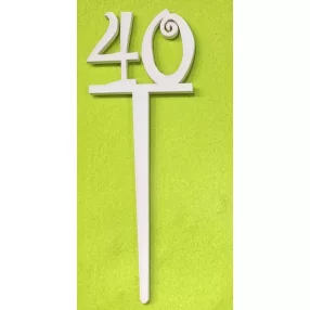   Fehér  fa beszuros vidám számok	1 db/csomag	18x6,5cm vastagság 3mm