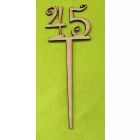   	Natúr fa beszuros vidám számok	1 db/csomag	18x6,5cm vastagság 3mm