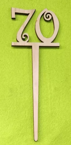 Natúr fa beszuros vidám számok	1 db/csomag	18x6,5cm vastagság 3mm
