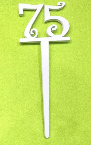 Fehér  fa beszuros vidám számok	1 db/csomag	18x6,5cm vastagság 3mm