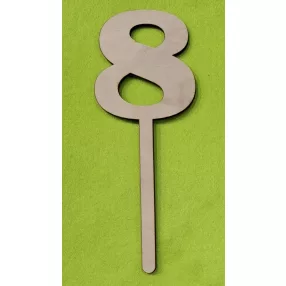   Natúr fa beszúrós 8 szám kövér	1db/csomag	18cm vastagság 3mm
