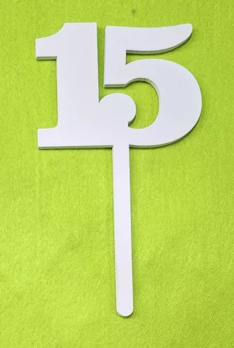 Fehér Natúr fa beszúrós 15 szám kövér	1db/csomag	18cm vastagság 3mm