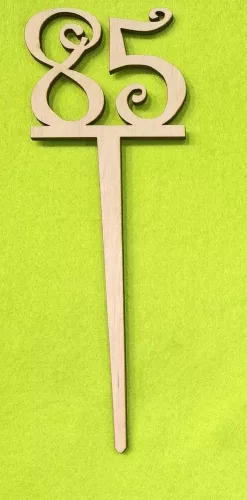 Natúr fa beszuros 85 vidám szám1db/csomag	18x6,5cm vastagság 3mm