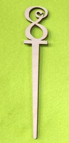 Natúr fa beszuros vidám számok	1 db/csomag	18x3cm vastagság 3mm