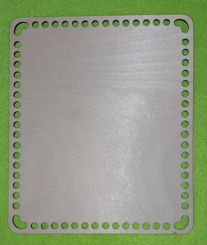 19,5x16,5cm Natúr,nyír rétegelt lemez Téglalap  Horgolható fa alap 6mm lyukkal	1db	 vastagság 3mm