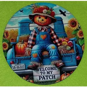   Nyomtatott  fa  Kopogtató közép Madárijesztő platón ülve  	1db	11,8cm 