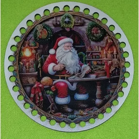   15 cm Horgolható nyomtatott Fa koszorú közép 7mm lyukkal  Télapó kívánság listával 	1db	15 cm vastagság 2,5mm	