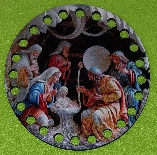 8cm kör Horgolható nyomtatott fa alap   Három király Jézussal    5mm lyukkal 	1db	8cm vastagság 2,5mm	
