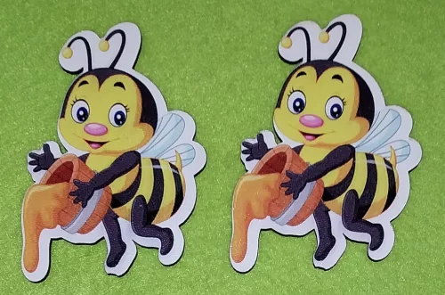 Nyomtatott fa  közepes  méhecske	2db/csomag	7,5x9,5cm vastagság 3mm	