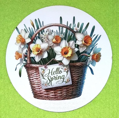 15 cm Nyomtatott ,fa alapú HDF(nem tömörfa) , kopogtató közép    Nárcisz kosár Hello sprig felirattal	1db	 vastagság 2,5mm	