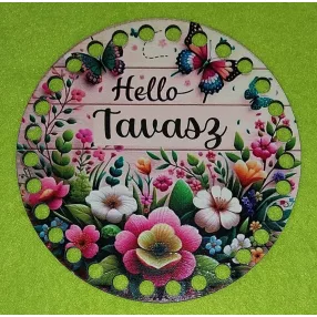    12cm kör Horgolható nyomtatott fa alap  Sárga deszkás háttérrel  virágos pillangós Hello Tavasz felirattal  7mm lyukkal 	1db	12cm cm vastagság 2,5mm	