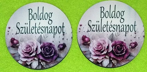  Nyomtatott fa alapú HDF(nem tömörfa) kerek tábla Bordó rózsás    Boldog születésnapot felirattal 	2db/csomag	7,5cm vastagság 2,5mm	