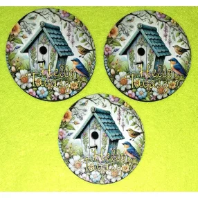   8cm Nyomtatott Fa Kerek kopogtató Zöldtetős madáretető Hello Tavasz felirattal	3db/csomag	8cm vastagság 3mm	