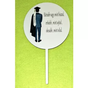   Ballagási torta dísz  Fiús  Bátrabb vagy, mint hiszed….felirattal	1db/csomag	10x18cm vastagság 2,5mm	