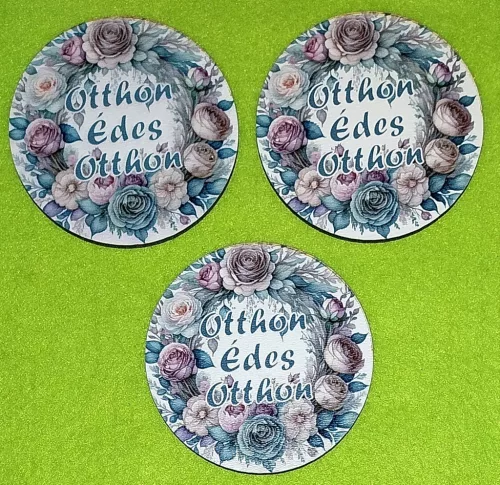 8cm Nyomtatott Fa kerek  Virág koszorú szürke Otthon Édes Otthon felirattal  	3db/csomag	8cm vastagság 3mm	