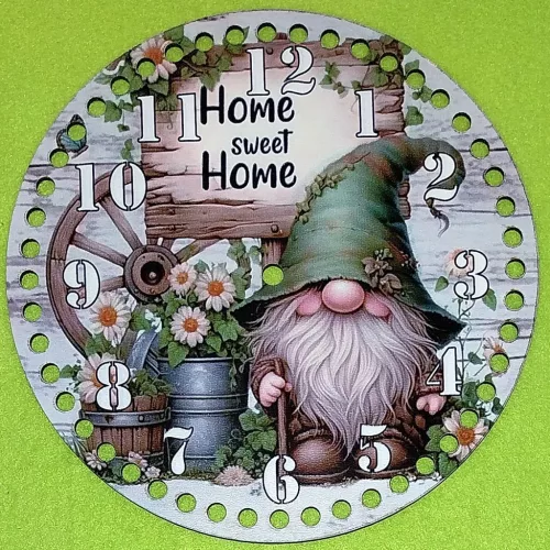 20 cm Horgolható óralap Zöld sapkás manó Home sweet home  felirattal  7mm lyukkal 	1db vastagság 2,5mm	