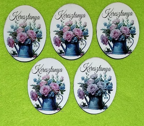 Nyomtatott fa ovális tábla Locsoló kana rózsaszín  rózsa Keresztanya  felirattal 	5db/csomag	5x6,5cm vastagság 2,5mm	