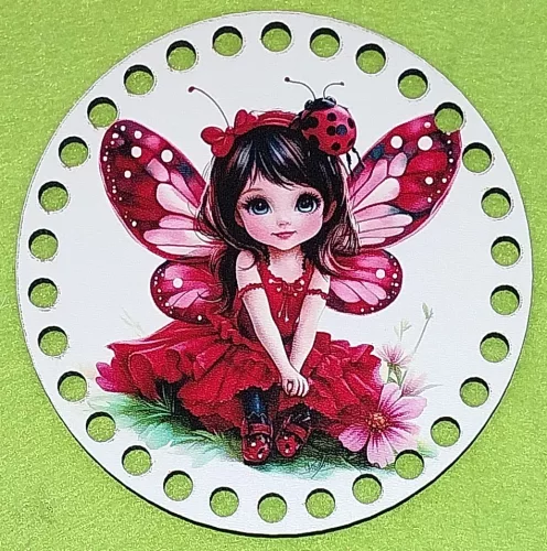 12cm Horgolható nyomtatott fa alap 7 mm lyukkal    Katica Tündér	1db/csomag	12cm vastagság 2,5mm	