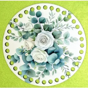   15cm Horgolható nyomtatott fa alap 7 mm lyukkal   Eukalyptus fehér rózsával 	1db	15cm vastagság 2,5mm	