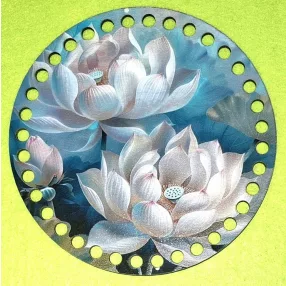   	15cm Horgolható nyomtatott fa alap 7 mm lyukkal Tavirózsás 	1db	15cm vastagság 2,5mm	