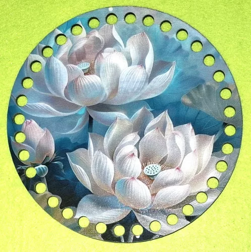 	15cm Horgolható nyomtatott fa alap 7 mm lyukkal Tavirózsás 	1db	15cm vastagság 2,5mm	