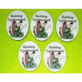  Nyomtatott fa alapú HDF(nem tömörfa) Ovális Büszke horgász Boldog Szülinapot  felirattal 	5db/csomag	5x6,5cm vastagság 2,5mm	