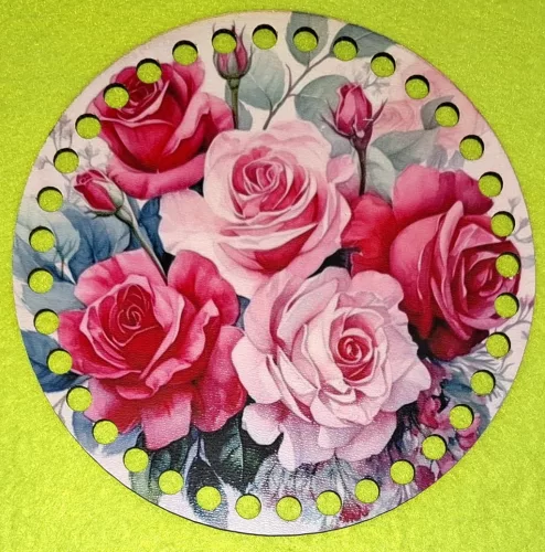 15cm Horgolható nyomtatott fa alap 7 mm lyukkal Rózsa csokros    	1db	15cm vastagság 2,5mm	