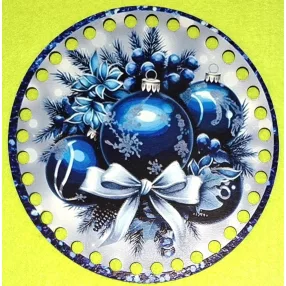   15cm Horgolható nyomtatott fa alap   Kék karácsonyfa gömb szalaggal.7mm lyukkal 	1db	15cm vastagság 2,5mm	
