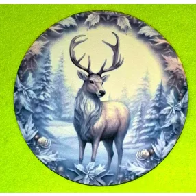   Nyomtatott kerek kopogtató közép Fehér szarvas havas tájon 	1db	15cm vastagság 2,5mm	