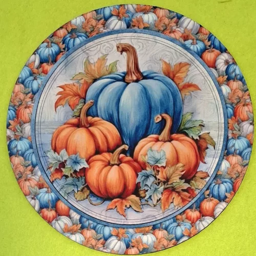 Nyomtatott kerek kopogtató közép  Kék és narancssárga tök  	1db	15cm vastagság 2,5mm	