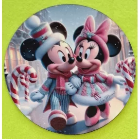   15cm Kopogtató közép  nyomtatott fa alap Mickey és Minnie  sétáló utcán 	1db	15cm vastagság 2,5mm	