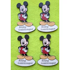   Nyomtatott fa alapú HDF(nem tömörfa)  Mickey piros Boldog születésnapot felirattal	4db/cs	5,5x8,5cm magas vastagság 2,5mm	