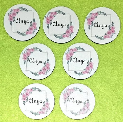 	5cm kör Nyomtatott fa Négyzet keretben virágos Anya  felirattal	7db/csomag	5cm vastagság 3mm	