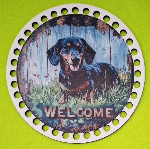 15cm Horgolható nyomtatott fa alap 7mm lyukka Tacsis deszkás háttér Welcome felirattal  	1db	15cm vastagság 2,5mm	