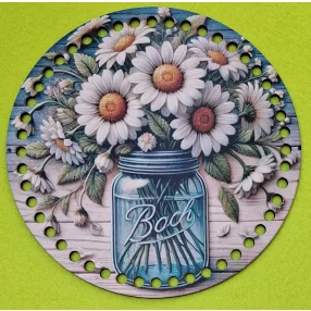   19,5cm Horgolható nyomtatott fa alap 7 mm lyukkal    Deszkás háttér fehér virágcsokor duncos üvegbe  	1db	19,5cm vastagság 2,5mm	