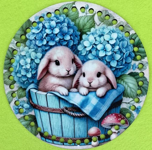 19,5cm Horgolható nyomtatott fa alap 7 mm lyukkal  Két nyuszkó dézsában   	1db	19,5cm vastagság 3mm	