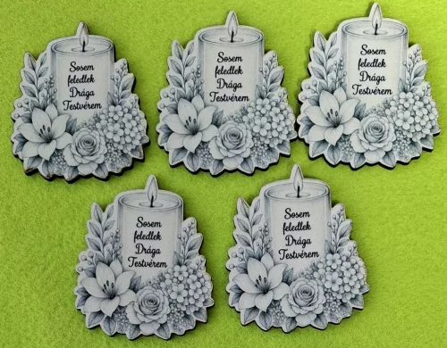 Nyomtatott ,fa alapú HDF(nem tömörfa) Kegyeleti gyertya Sosem feledlek Drága Testvérem	5db/csomag	5,8x6,7cm vastagság 2,5mm	