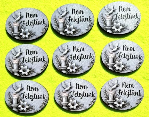 Kőmintás Ovális tábla Nem felejtünk felirattal .	9db/csomag	4,5cm x3,5cm vastagság 2,5cm	