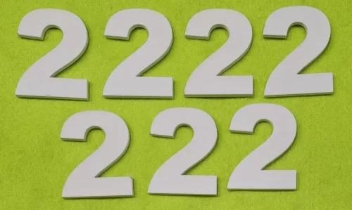 Fehér fa számok 2-es	7 db/csomag	5cm vastagság 3mm