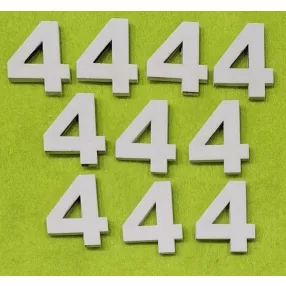 Fehér  fa számok 4 -es	10 db/csomag	3cm vastagság 3mm