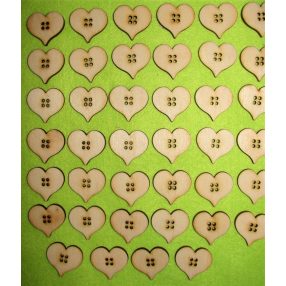 Natúr fa  gomb szív	 	3cm 40db/csomag