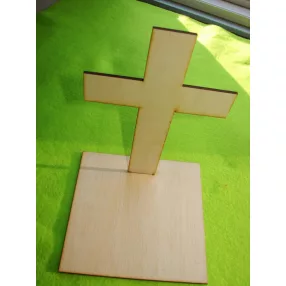   Natúr fa Talpas kereszt	  1 db	20cm Magasság ,Talp:15x15cm 