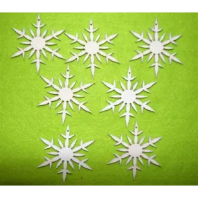   Fehér színű ,fa  alapú HDF(nem tömörfa)  hópihe	5x5,5cm7db/csomag