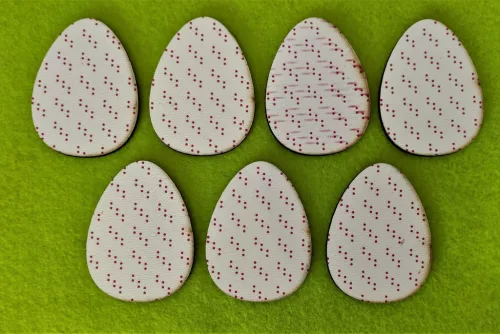 Nyomtatott Fa  Piros pettyes tojás	7db/csomag	4,5x6cm 