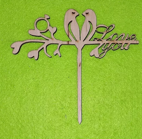 Natúr,nyír rétegelt lemez beszúrós dísz Love you	 	12,5x11,5cm 
