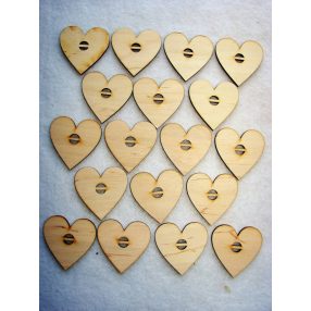   Natúr fa  Natúr a felfűzhető szív vízszintes 	18db/csomag	5x5cm  